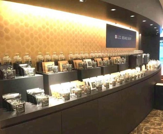 コーヒー生産国約50か国のコーヒーをカッピング